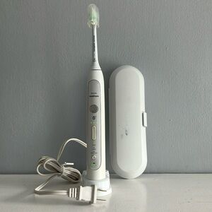 Philips White Sonicare Electric Toothbrush